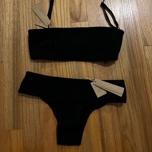 Skims bikini set